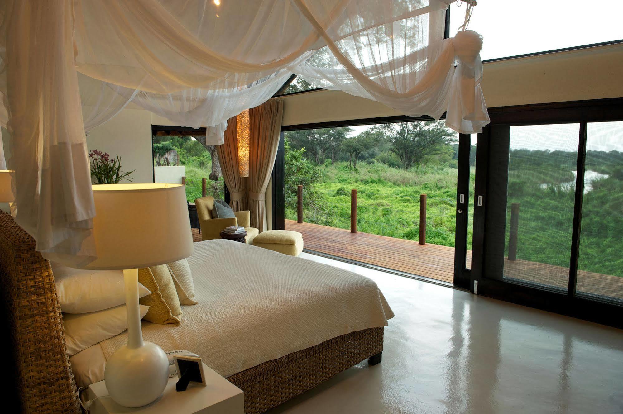 Lion Sands - Tinga Lodge Skukuza Kültér fotó